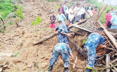 जाजरकोटमा पहिरोले पुरिएर एकै परिवारका तीन जनाको मृत्यु