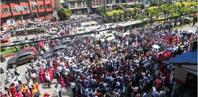 राहत शिक्षकहरू धर्नामा