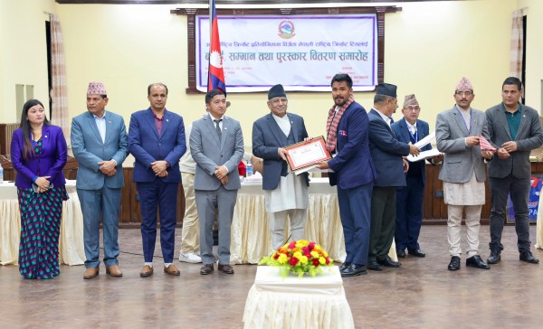 राष्ट्रिय गौरवको आयोजनामा परिणत गरेर क्रिकेट रंगशाला बनाउँछौं : प्रधानमन्त्री