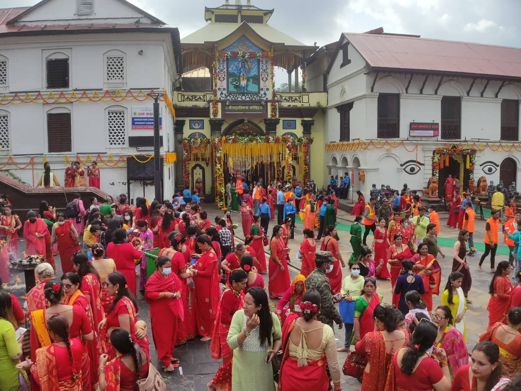 पशुपति मन्दिर परिसरमा पलास्टिक लैजान निषेध