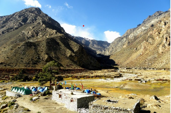 हुम्लाका बस्ती जोखिममा परेकाले हेलिकप्टर पठाइँदै