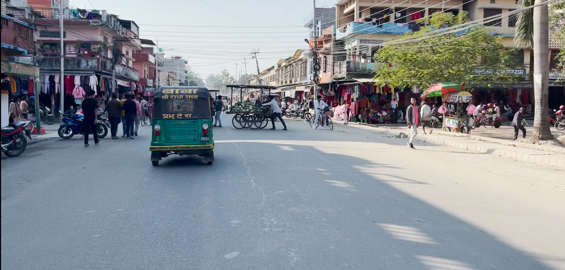 कञ्चनपुरमा राप्रपाले गरेको बन्द नाममात्र : बजार खुला