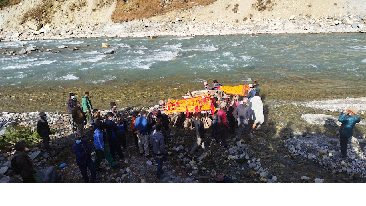 मुगुमा मारिएका सबैको दाहसंस्कार